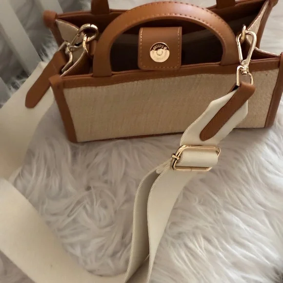 Shiraleah Cross-Body Bag, Tan - Picture 6 of 13